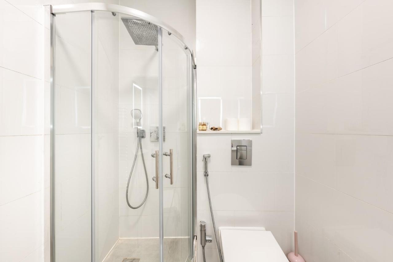 Apartamento Modern 3 And 2 Bedroom Flat In Central With Installed Ac Londres