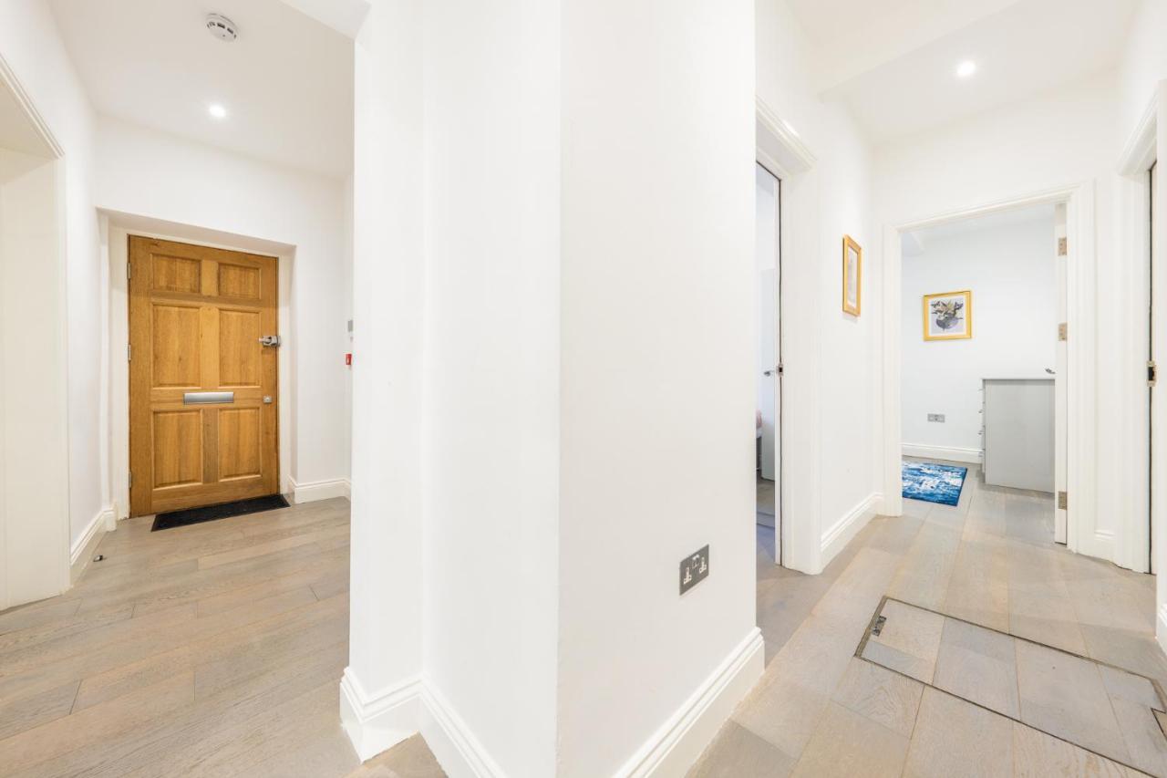 Apartamento Modern 3 And 2 Bedroom Flat In Central With Installed Ac
