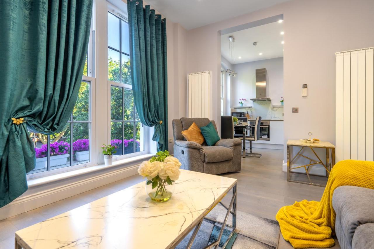 Apartamento Modern 3 And 2 Bedroom Flat In Central With Installed Ac Londres
