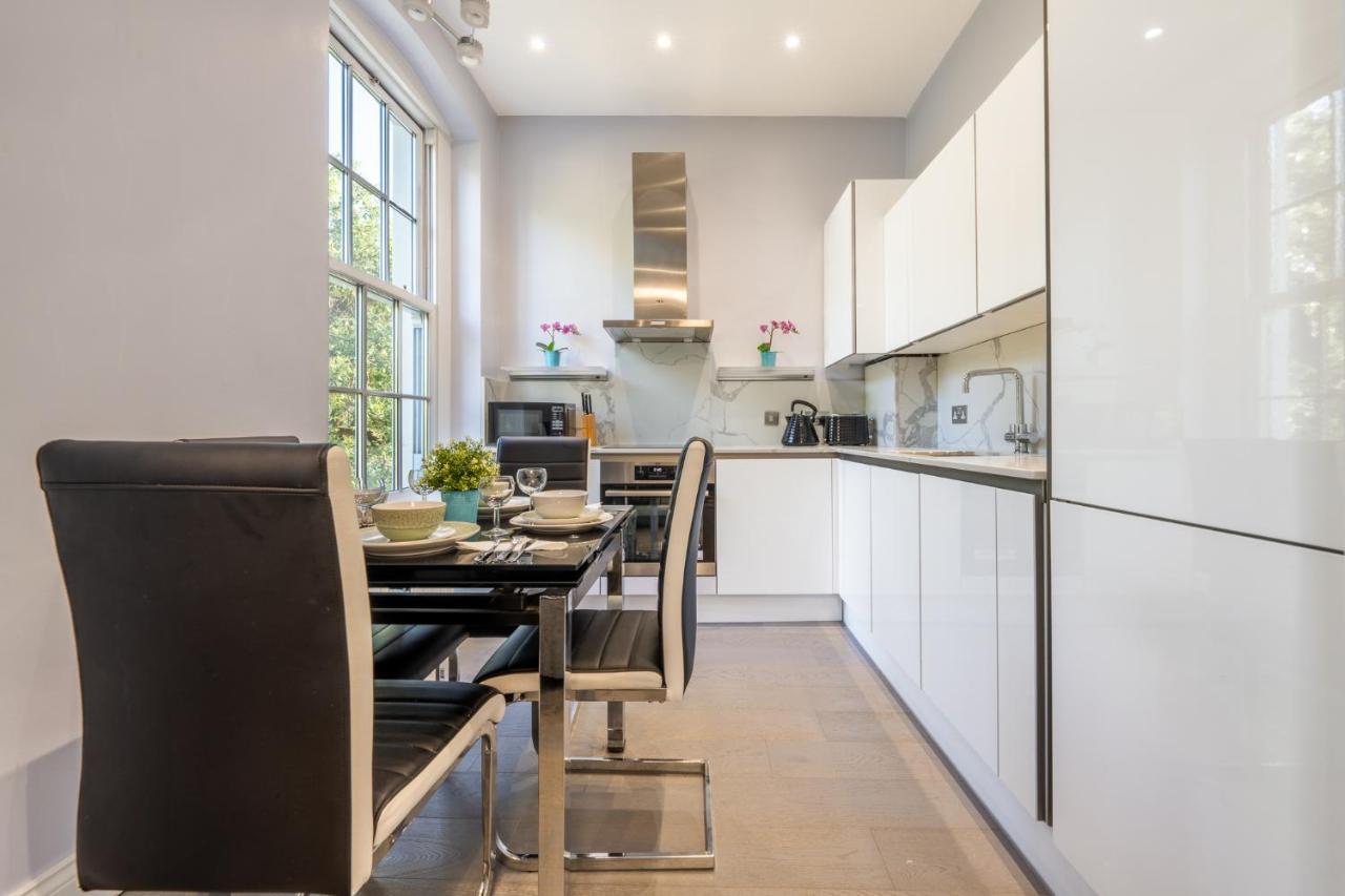 Modern 3 And 2 Bedroom Flat In Central With Installed Ac Apartamento *