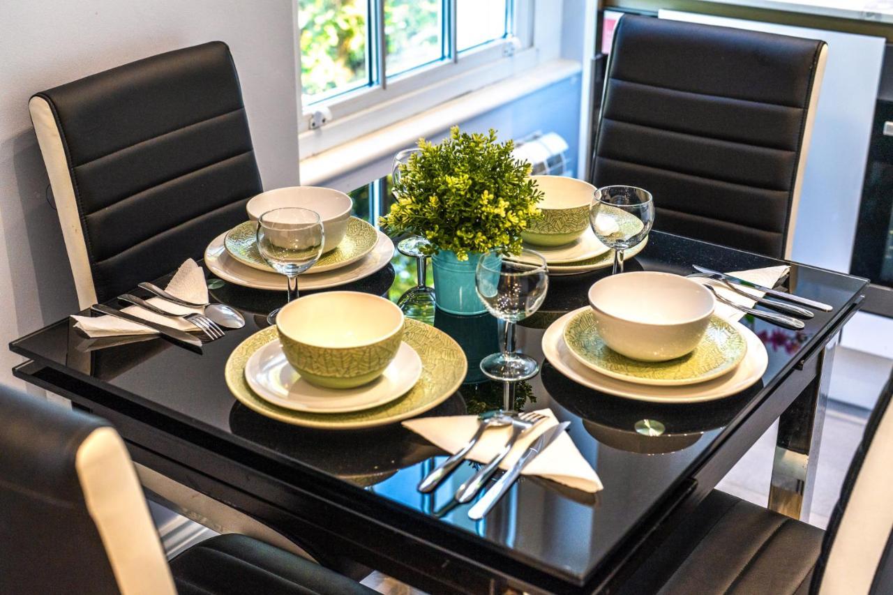 Modern 3 And 2 Bedroom Flat In Central With Installed Ac Apartamento Londres